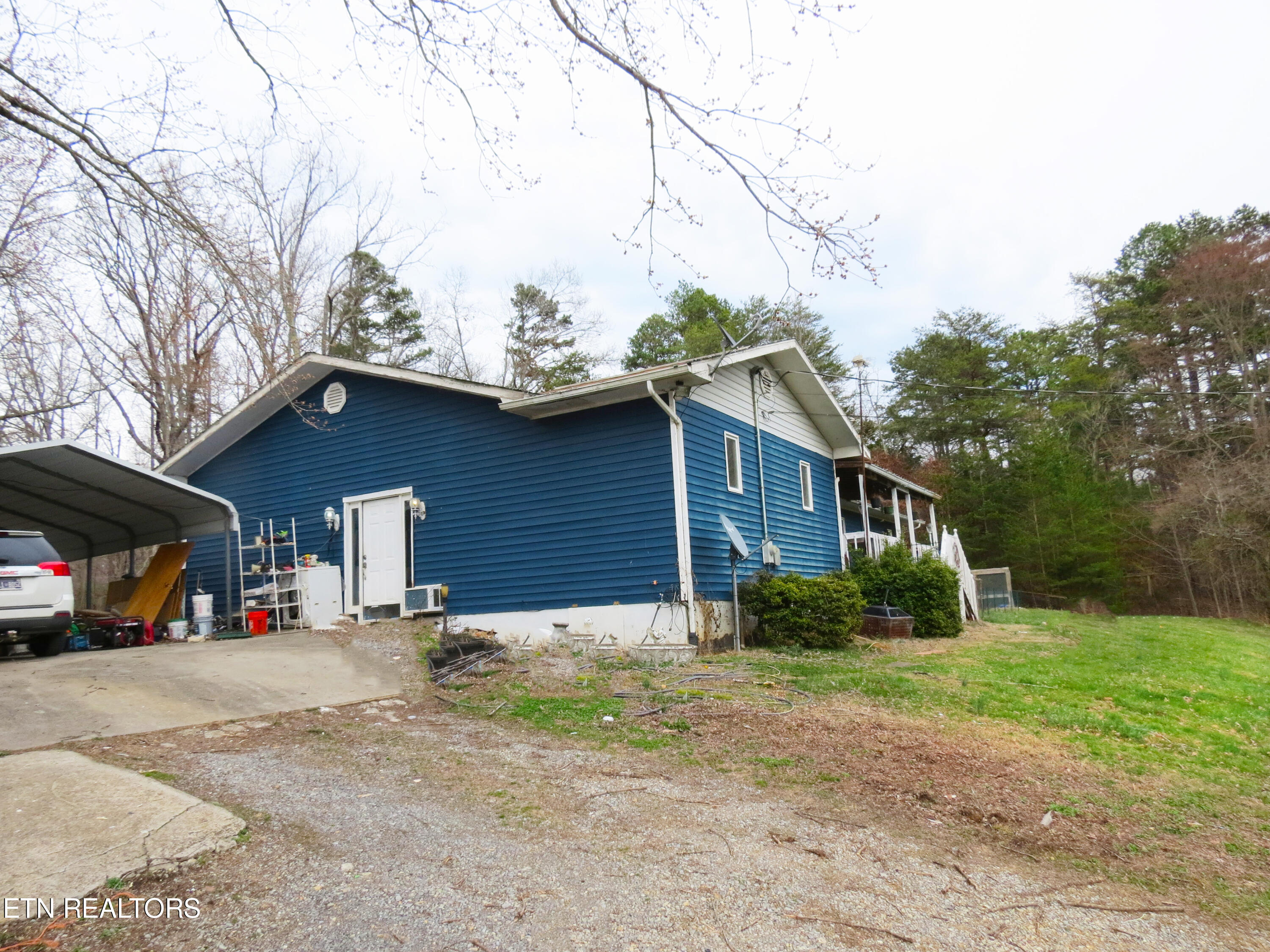 1806 Dumplin Loop Road New Market, TN 37820 - Photo 4 of 35 dl35