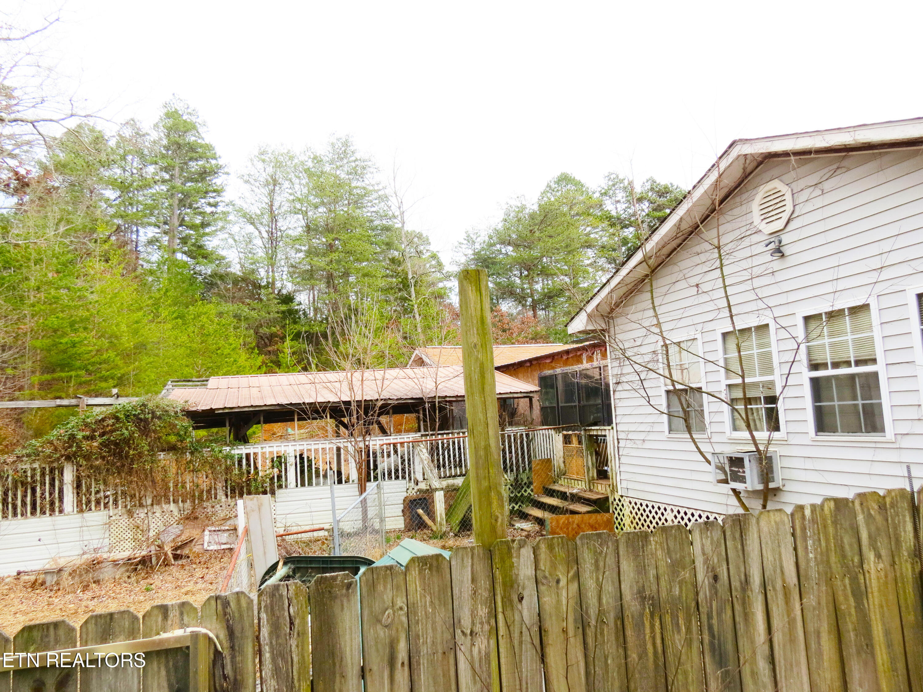 1806 Dumplin Loop Road New Market, TN 37820 - Photo 8 of 35 dl32