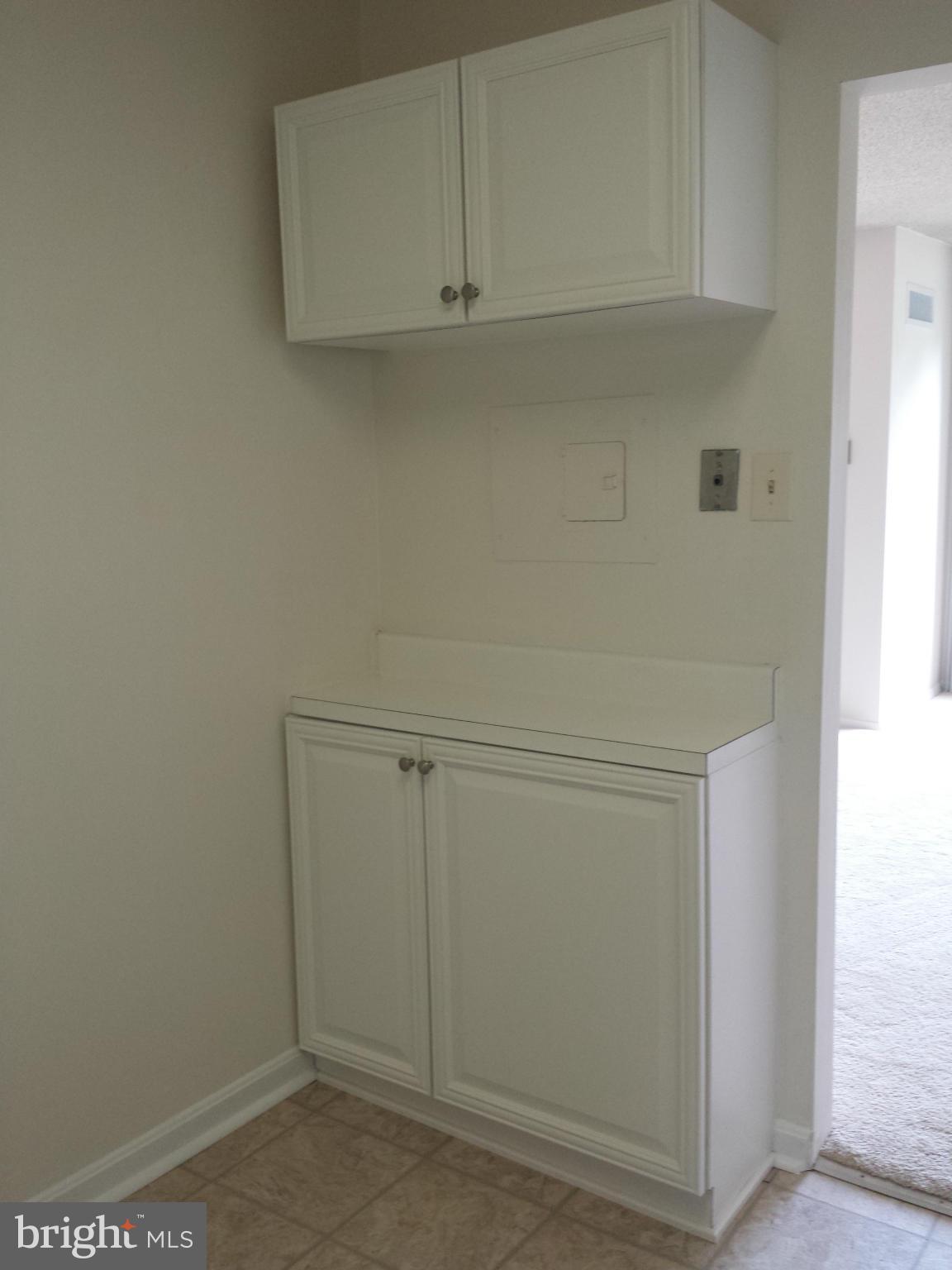 5225 Pooks Hill Road, Unit 304S Bethesda, MD 20814 - Photo 16 of 29 Lots of cabinets