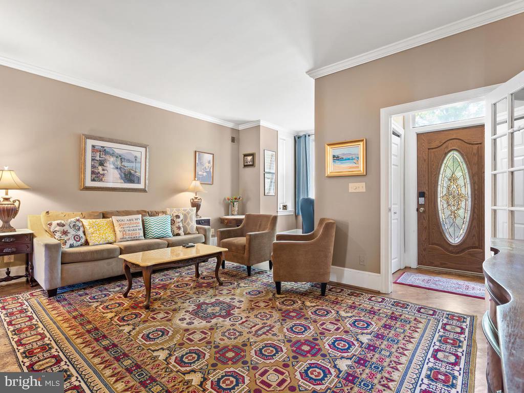 613 3rd Street Northeast Washington, DC 20002 - Photo 4 of 31