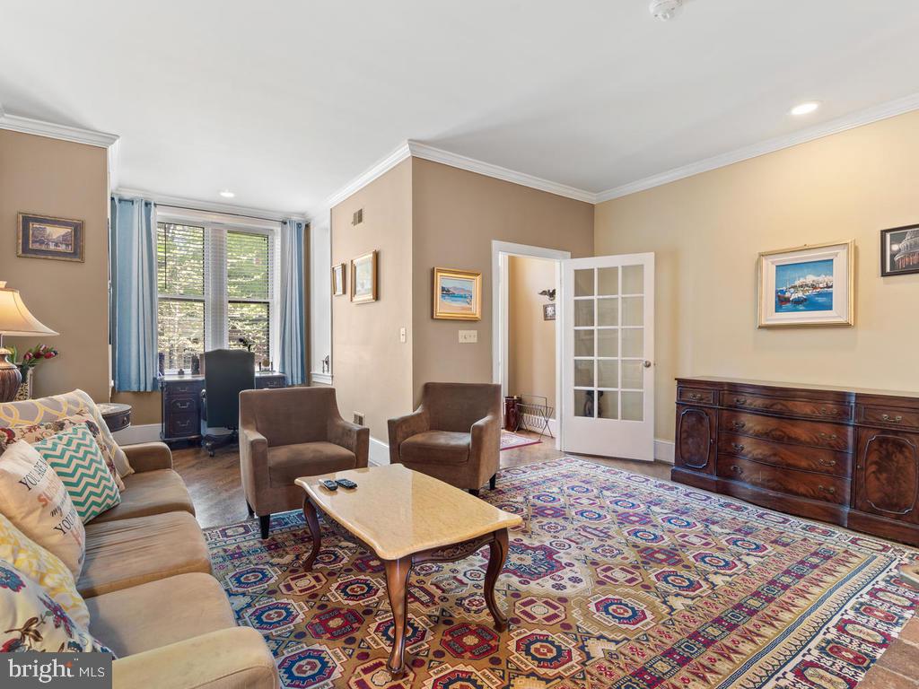 613 3rd Street Northeast Washington, DC 20002 - Photo 5 of 31