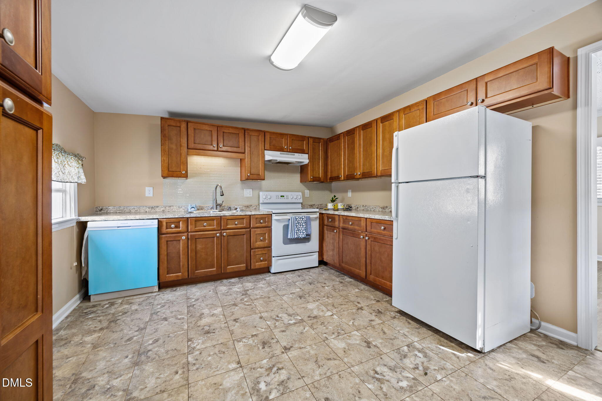 209 Weston Road Garner, NC 27529 - Photo 24 of 34 33-web-or-mls-IMG_5957