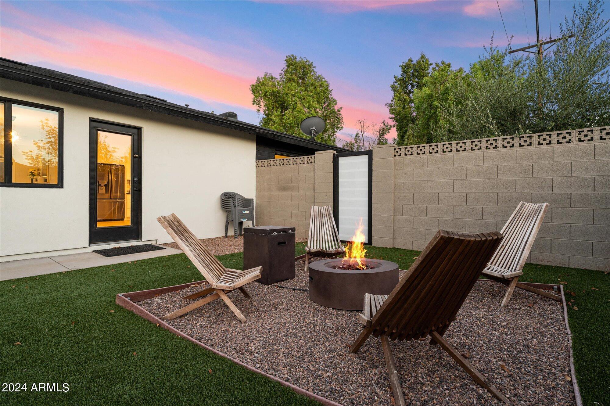 3802 East Piccadilly Road Phoenix, AZ 85018 - Photo 8 of 34