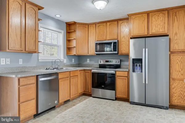 $349,000 | 140 Greenway Drive, Colonial Beach, VA 22443