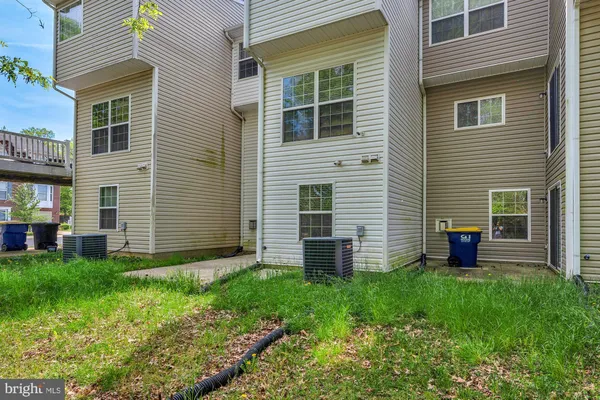$3,000 | 2754 Zeek Lane, Lanham, MD 20706