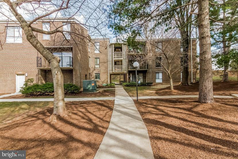 17800 Buehler Road, Unit 2C4 Olney, MD 20832 - Photo 3 of 17 Gallery Image 3