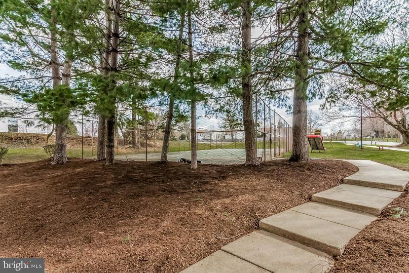 17800 Buehler Road, Unit 2C4 Olney, MD 20832 - Photo 5 of 17 Gallery Image 5