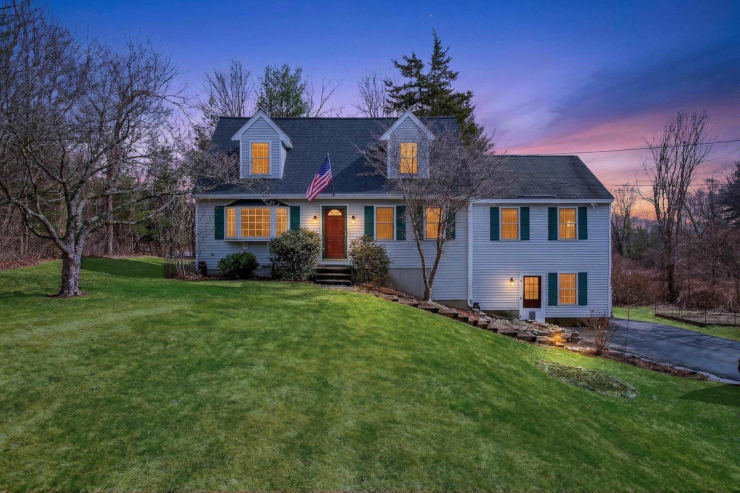 2 Joslin Road Amherst, NH 03031 - Photo 2 of 44 Gallery Image 2