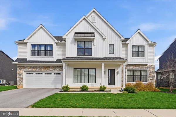 $795,000 | 203 Wright Drive, Mechanicsburg, PA 17055