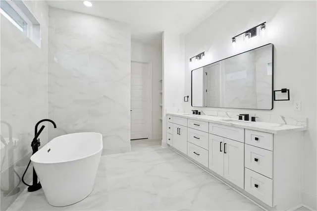 $550,000 | 128 Heron Drive, Westwego, LA 70094