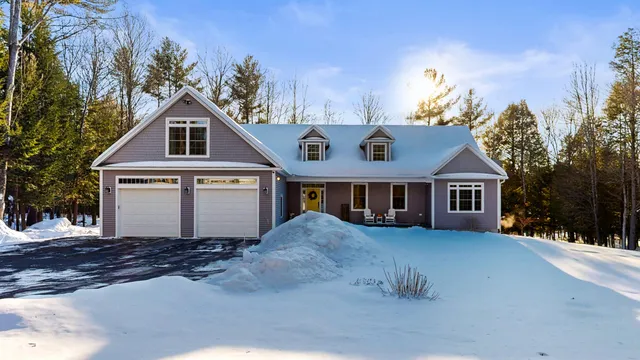 $625,000 | 17 Bowdoin Drive, Lewiston, ME 04240
