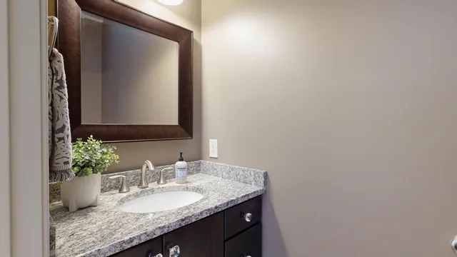 $625,000 | 17 Bowdoin Drive, Lewiston, ME 04240