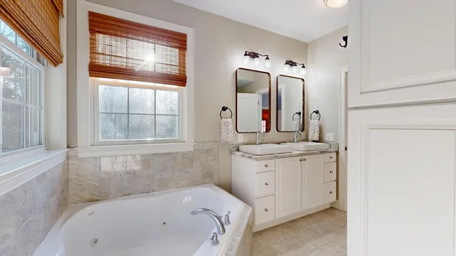 $625,000 | 17 Bowdoin Drive, Lewiston, ME 04240