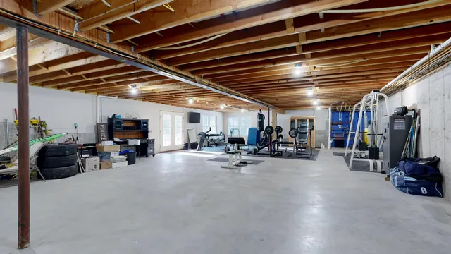 $625,000 | 17 Bowdoin Drive, Lewiston, ME 04240