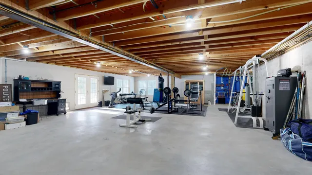 $625,000 | 17 Bowdoin Drive, Lewiston, ME 04240