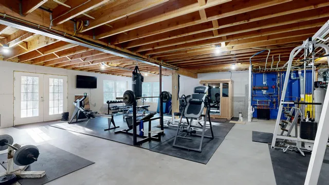 $625,000 | 17 Bowdoin Drive, Lewiston, ME 04240