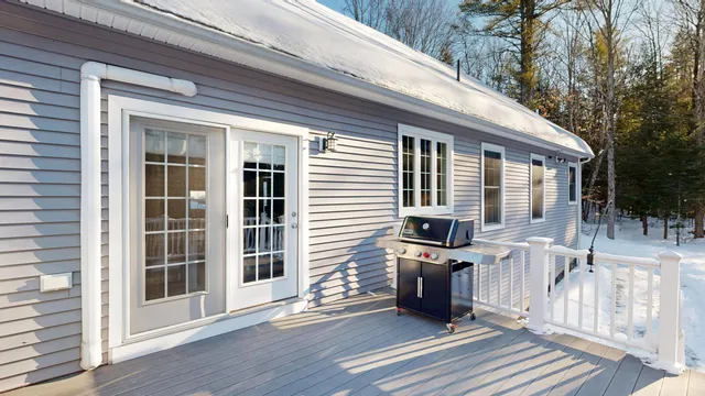 $625,000 | 17 Bowdoin Drive, Lewiston, ME 04240