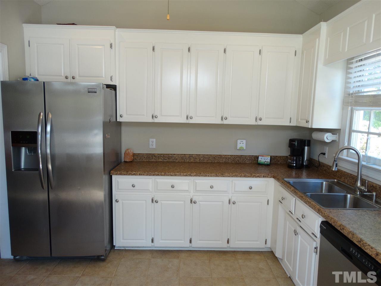 708 Chapwith Road Garner, NC 27529 - Photo 8 of 25 Gallery Image 8