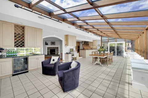 $1,895,000 | 5 New England Drive, Stamford, CT 06903