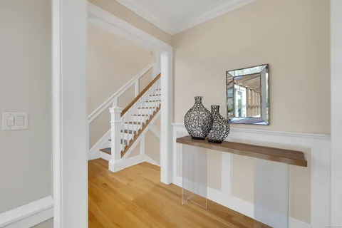 $1,895,000 | 5 New England Drive, Stamford, CT 06903