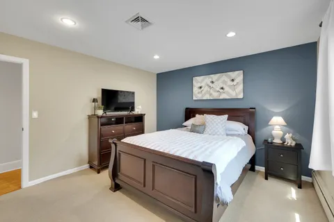 $1,895,000 | 5 New England Drive, Stamford, CT 06903