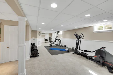 $1,895,000 | 5 New England Drive, Stamford, CT 06903