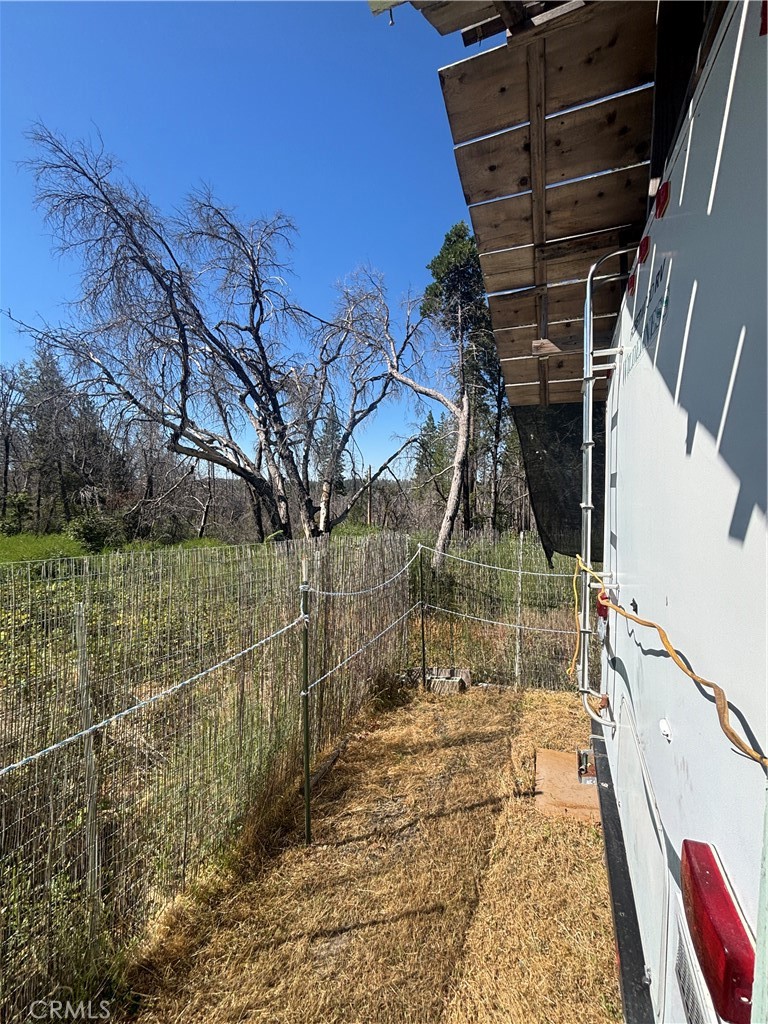 1996 Bald Rock Road Berry Creek, CA 95916 - Photo 21 of 21 a bathroom with a shower