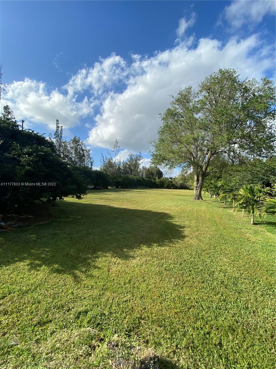 28 Sw Street Davie, FL 33330 - Photo 10 of 18