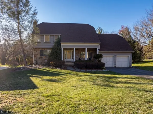 $622,000 | 16 Knob Hill Road, Hackettstown, NJ 07840