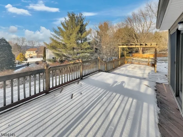 $650,000 | 16 Knob Hill Road, Hackettstown, NJ 07840