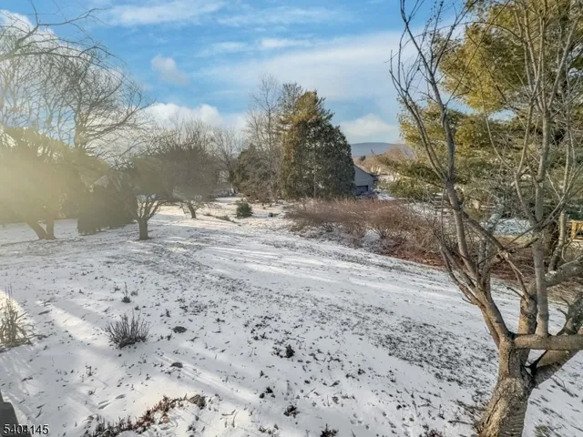 $650,000 | 16 Knob Hill Road, Hackettstown, NJ 07840