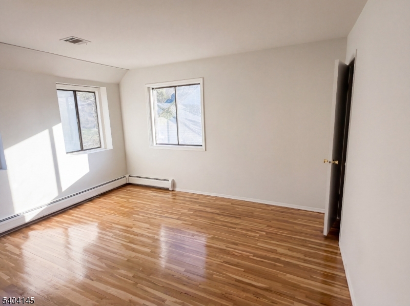 16 Knob Hill Road Hackettstown, NJ 07840 - Photo 4 of 23