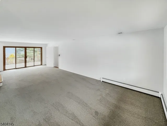 $650,000 | 16 Knob Hill Road, Hackettstown, NJ 07840