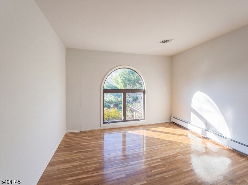 16 Knob Hill Road Hackettstown, NJ 07840 - Photo 10 of 23