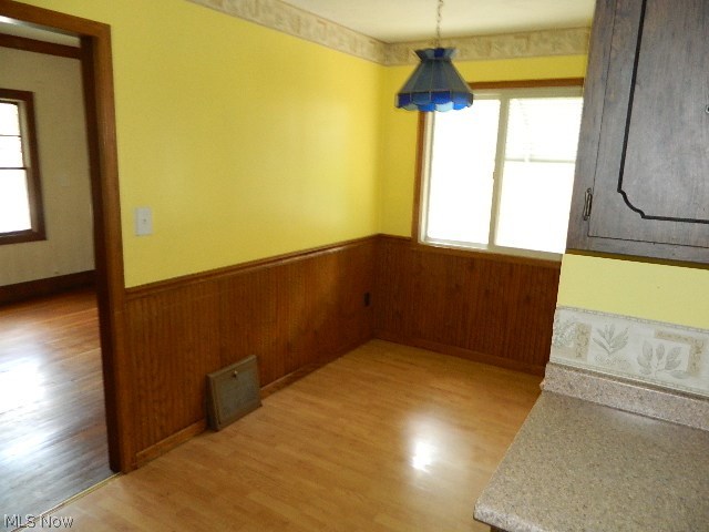 16559 Webster Road Cleveland, OH 44130 - Photo 9 of 11 Gallery Image 9