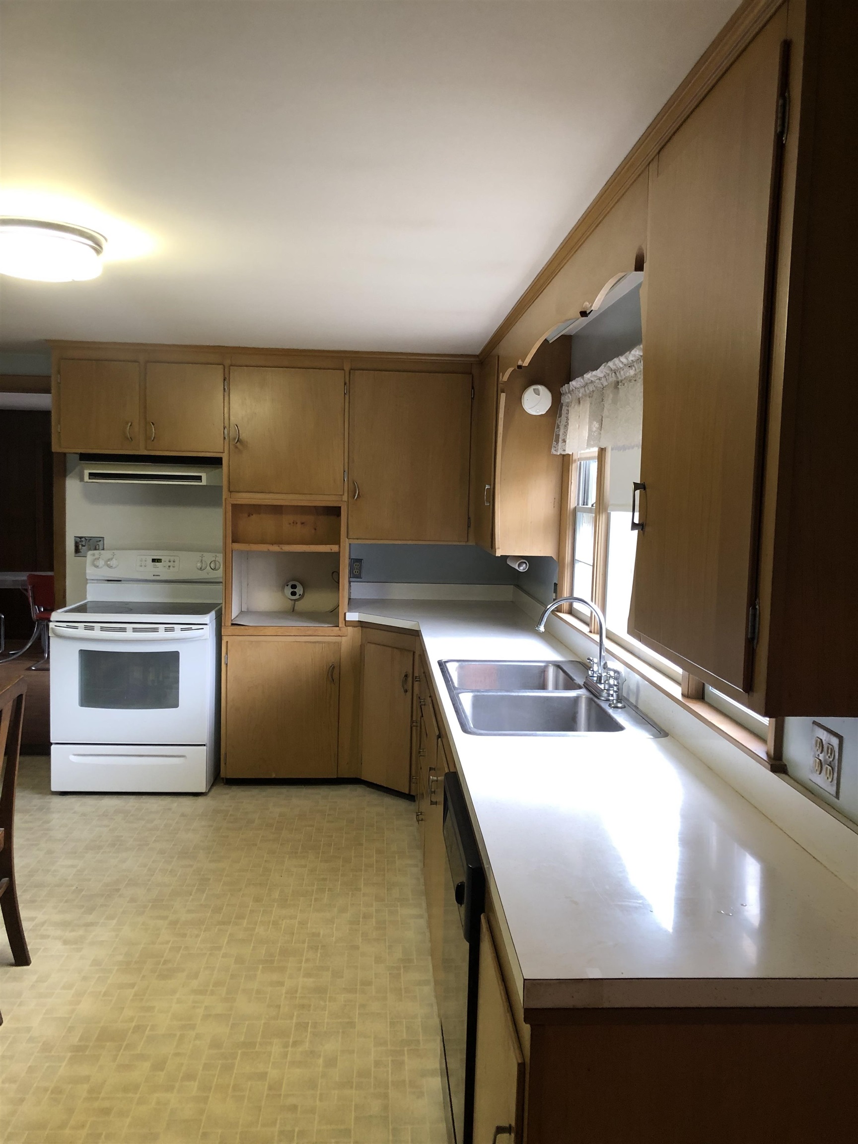 22 River Road Allenstown, NH 03275 - Photo 15 of 47