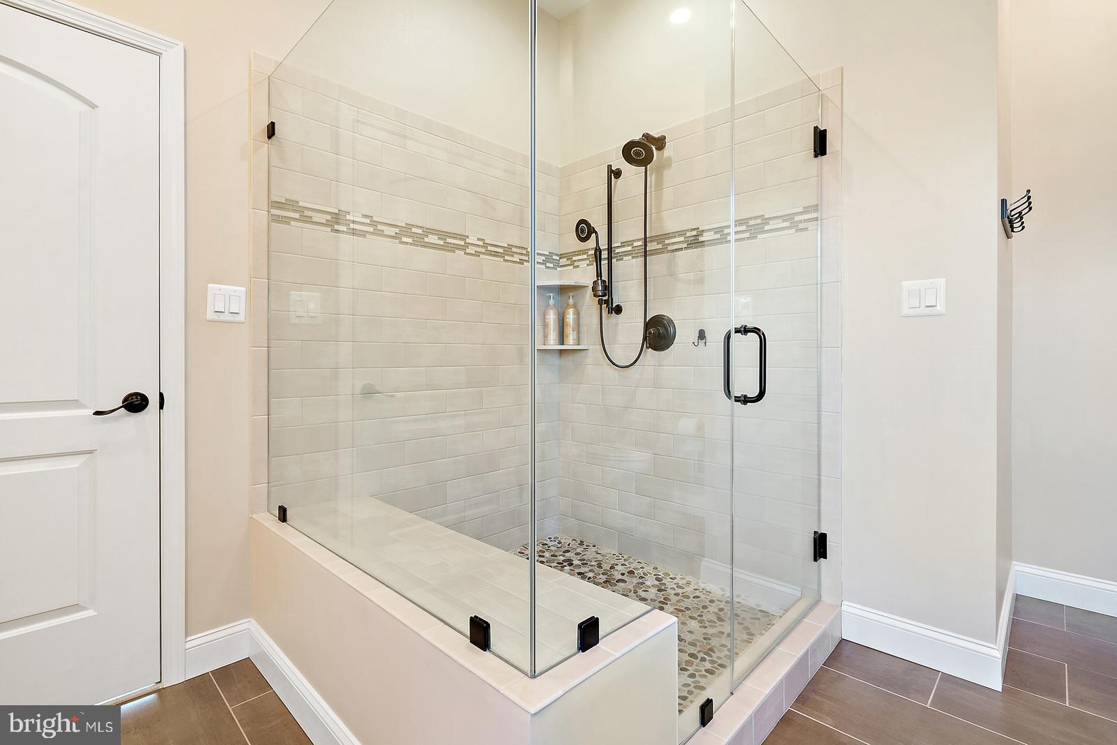 6055 Beach Road Midland, VA 22728 - Photo 27 of 50 tiled shower