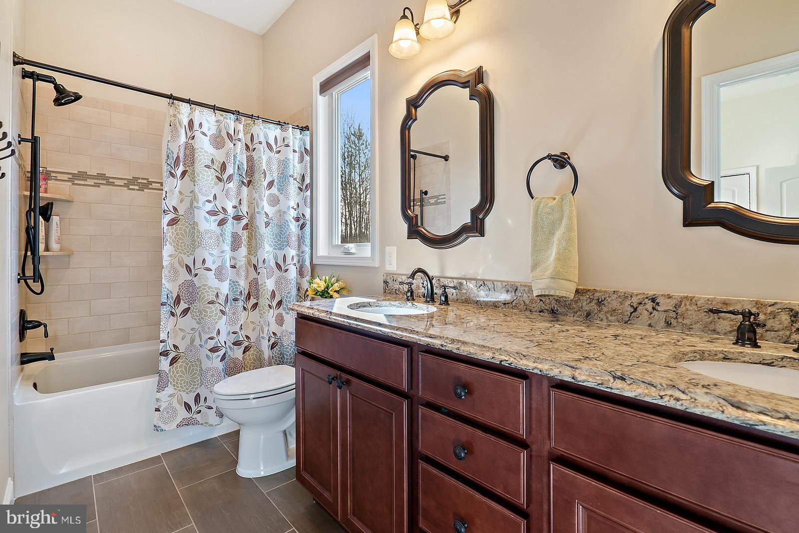6055 Beach Road Midland, VA 22728 - Photo 33 of 50 jack and jill bath