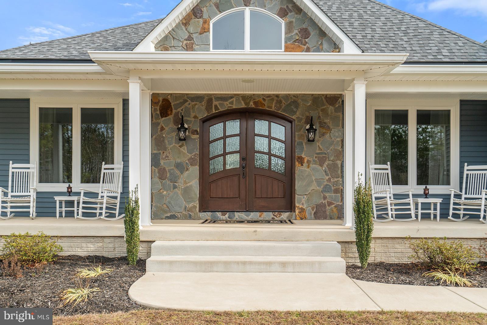 6055 Beach Road Midland, VA 22728 - Photo 5 of 50 porch
