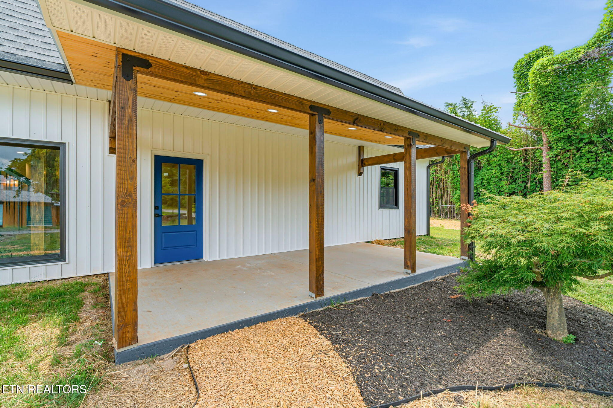 10275 Beals Chapel Road Lenoir City, TN 37772 - Photo 2 of 38 9-web-or-mls-10275 Beals Chapel Road-48