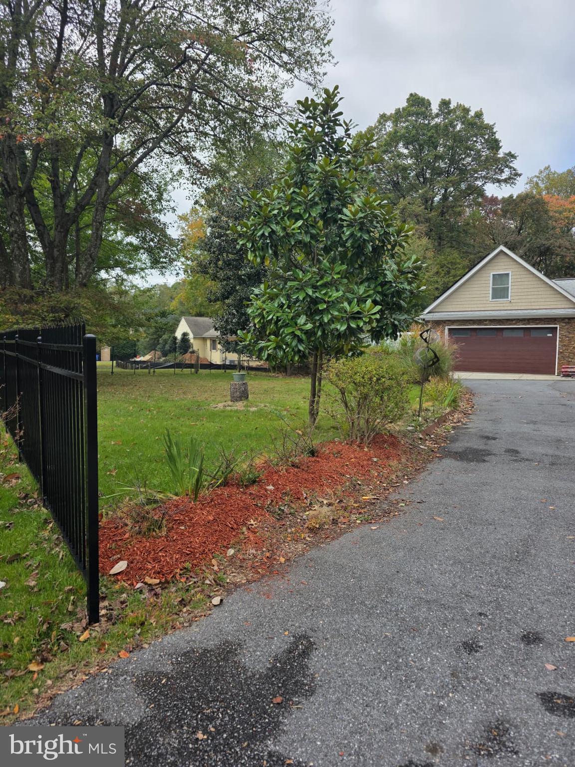 401 Stonington Road Silver Spring, MD 20902 - Photo 1 of 16 Front