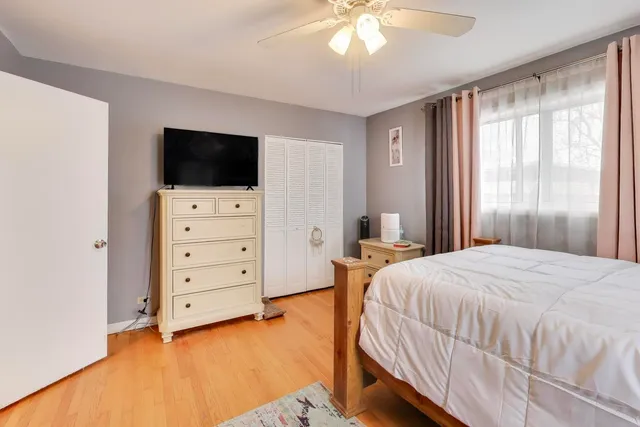 $350,000 | 4326 North Kedvale Avenue, Unit A, Chicago, IL 60641