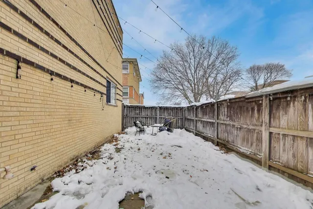 $350,000 | 4326 North Kedvale Avenue, Unit A, Chicago, IL 60641