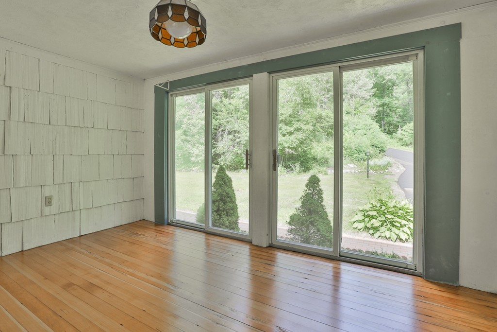 29 Stagecoach Road Topsfield, MA 01983 - Photo 14 of 30