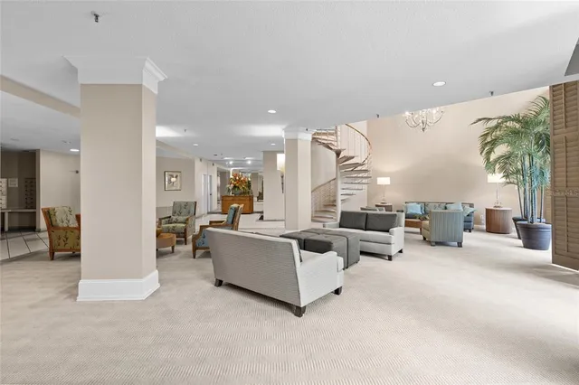 $395,000 | 5950 Pelican Bay Plaza South, Unit 605, St. Petersburg, FL 33707