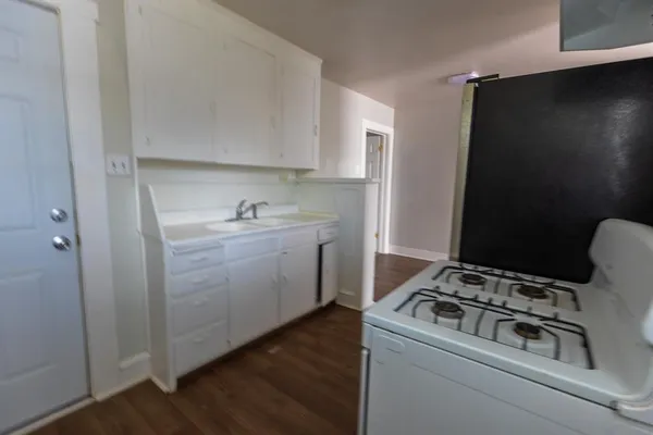 $1,275 | 615 North 23rd Street, Waco, TX 76707