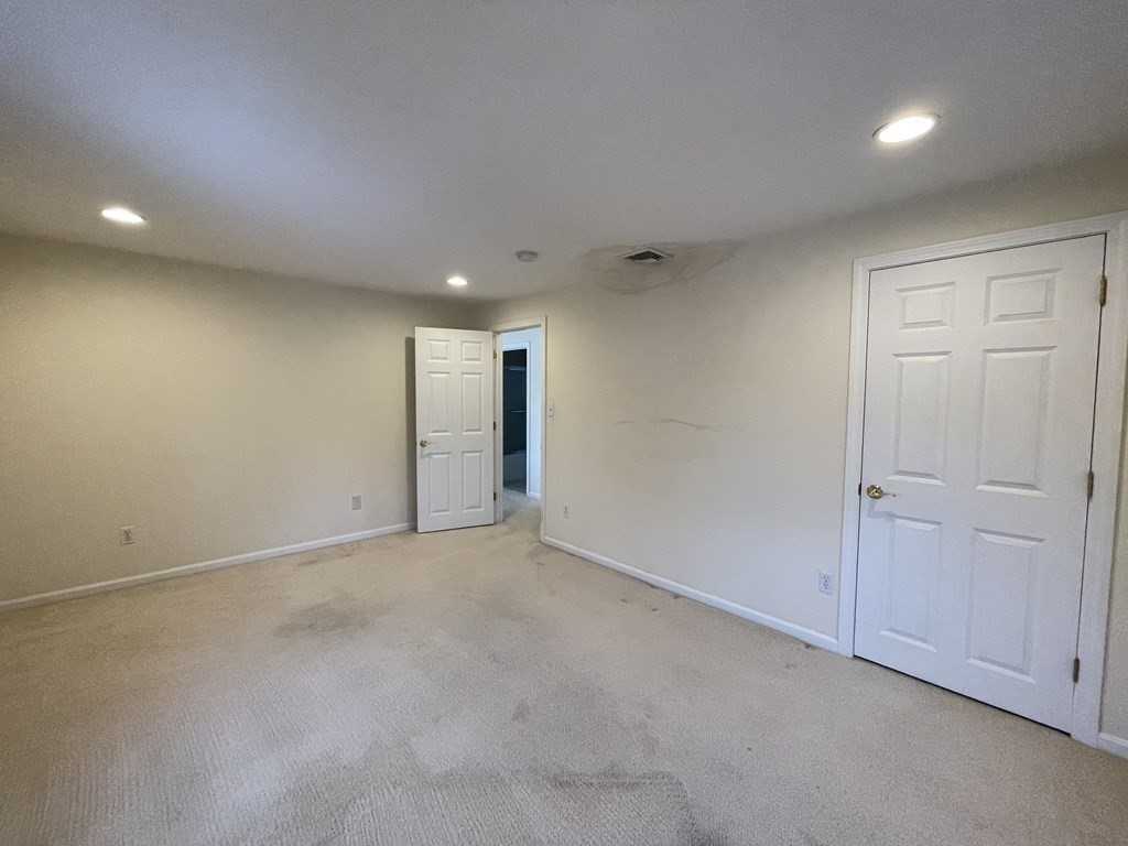 46 Donna Road Framingham, MA 01701 - Photo 21 of 34 Gallery Image 21