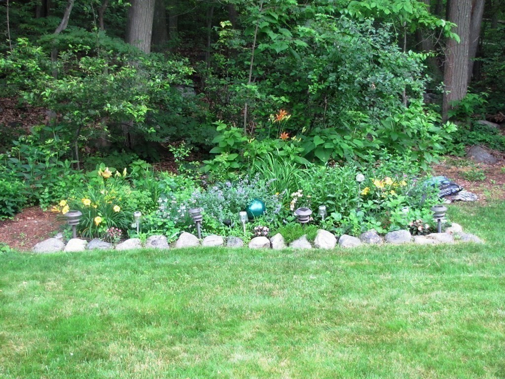 46 Donna Road Framingham, MA 01701 - Photo 26 of 34 Gallery Image 26