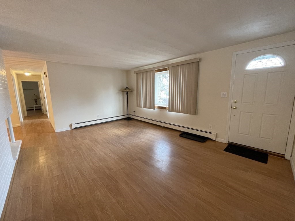 46 Donna Road Framingham, MA 01701 - Photo 4 of 34 Gallery Image 4