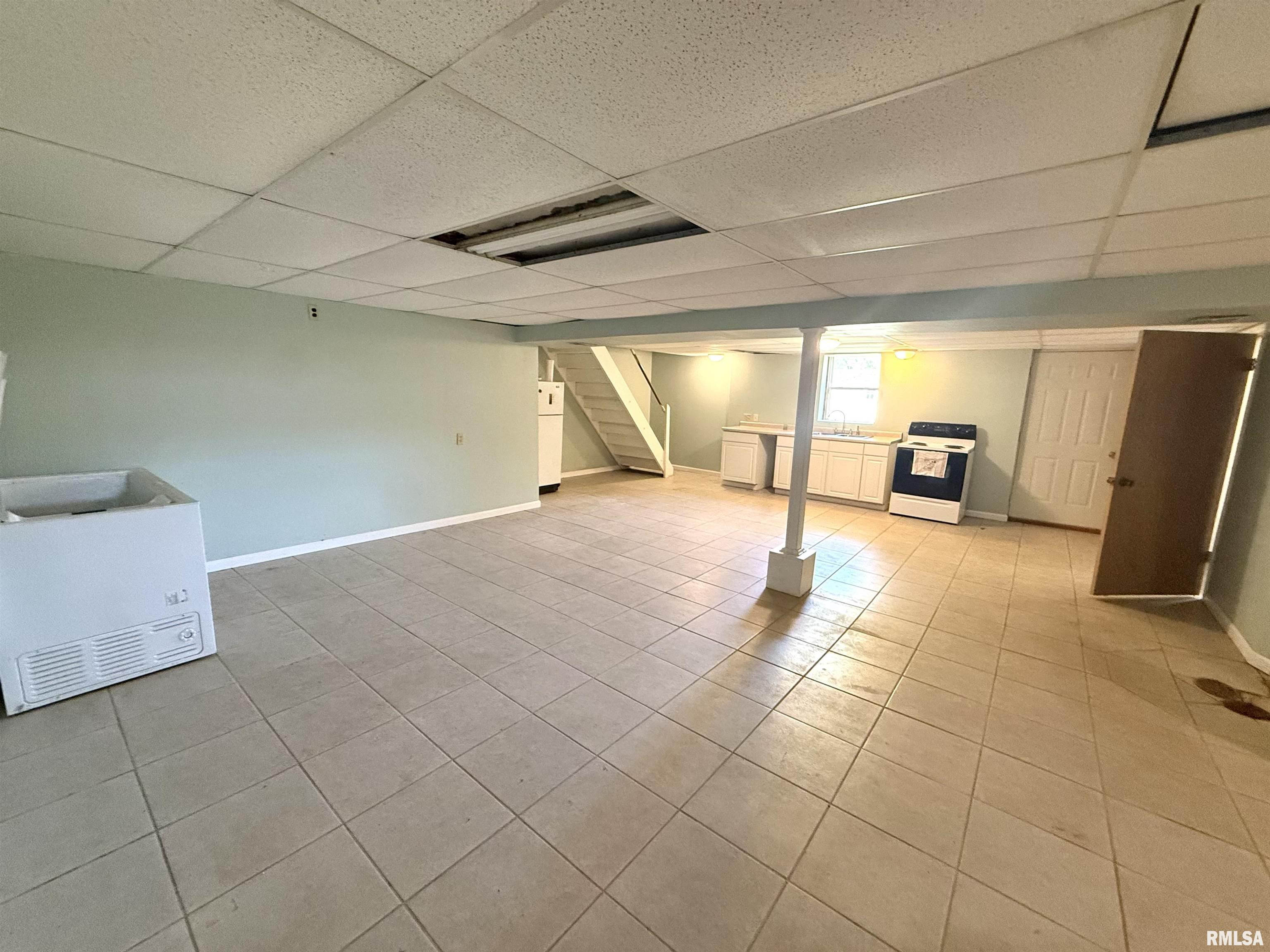 3509 Ellington Road Quincy, IL 62305 - Photo 12 of 24 Gallery Image 12